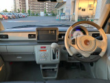 展示車上がりの車両から下取り車両まで豊富に在庫を取り揃えています!