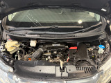 ホンダカーズ神奈川北は内外装のクリーニングを実施。室内からエンジンルームまで綺麗な状態で納車させていただきます。見えない所こそ綺麗にしています。