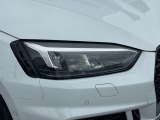 【マトリックスLEDヘッドライト】明るい光量の強いLEDヘッドライトを装備します。夜間では、S5らしいデザインが際立ちます!!