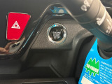 キーを回さず、ワンプッシュでエンジンのスタートストップが出来ます。ゲームやレーシングカーの感覚です。