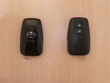 中古車としてスマートキーが2個あるのは重要なチェックポイント!「イモビライザー」内蔵のスマートキーは便利なのですメカニカルキーと比べて高価なのです。
