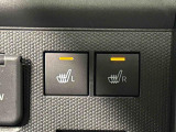 寒い日のドライブを快適にする運転席&助手席シートヒーターが付いてます。アクセサリーソケット(12V/120W)も装備されています。