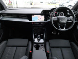 運転に必要な情報をメーター内に集約し、ドライバーの安全で快適な運転に寄与するアウディバーチャルコックピット。