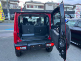 新車黒からフェラーリレッドブラックツートンNEWペイント登録済み未使用車お早めにお好きなパーツメーカでリフトUP&ボディカスタムお得に可能です是非ご相談ください