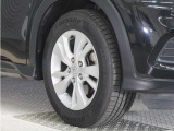 ◆純正アルミホイール装着車◆これで足元まわりも、おしゃれにきまります!