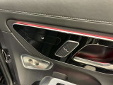 車両は屋内展示しておりますので天候に関係なくごゆっくりコンディションご確認頂けます。車両を倉庫へ保管している場合が御座いますのでご来店前に在庫確認頂けると幸いです。TEL072-784-8800