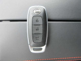 『インテリジェントキ-』機械的な鍵を使用せずに車両のドアの施錠/解錠、エンジン始動が可能なシステムです!