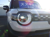 ヘッドライト&フォグランプはLEDバルブです。