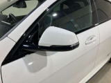 自動防眩 ヒーター内臓 LEDウィンカー内臓ドアミラー 自動防眩はミラーに無段階に反射率を調整し後続車の眩しいライト反射を軽減し夜間の安全な運転に貢献します。