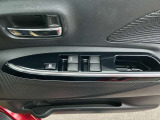 運転席のパワーウインドウ等操作部
