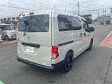 納車前には入念な点検整備をさせていただいてます。もちろん全車走行距離無制限のワイド保証付きですので、購入後も安心して乗っていただけます。