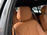 BMW専門のメカニックが、100項目にも上るポイントを徹底的にチェック。交換基準に達した部品があれば、弊社負担にて交換後、お客様へご納車致します。