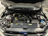 1.5L TSIエンジン搭載。力強い加速と鋭いアクセルレスポンスで、爽快な走りを思いのままに楽しめます。