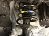 お車を安心してお乗りいただく為には、足回りの定期点検が欠かせません。サービスサポート(有償保証)では無料点検もご提供しており、安心のカーライフをお過ごしいただけるサポート体制が整っています。