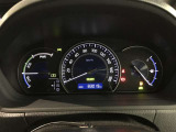 とっても見やすいメーターです。夜間時はラグジュアリーな気分にさせてくれる照明が魅力ですので、夜のドライブも楽しみになりますよ♪