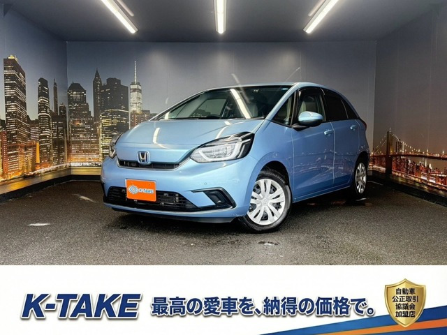 フィット 1.5 e:HEV ホーム (禁煙車)(白ハーフレザー)(純正ナビ)(バッ