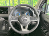 【純正革巻きステアリング】上質な革を使用することで、手にしっかり馴染みとても運転しやすいハンドルです♪