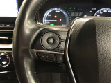 ステアリングスイッチ付き。前方から目を離すことなく操作することが可能です。