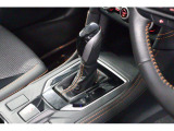ミッションはストレート型CVTマニュアルモード付になります。CVT車ですが、マニュアル感覚で運転操作ができますので、ドライブが愉しくなります。