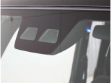 TOYOTA SAFETY SENSEは道路状況、車両状態、天候状態及びドライバーの操作状況などによっては、作動しない場所があります。あくまで運転補助機能です。