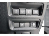 指定整備工場も完備しております。車検、定期点検やメンテナンスもお任せください。