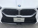 こちらのBMW認定中古車は整備・保証付きでございます。納車前整備費用はお見積書内に別途追加計上する事はございません。認定中古車整備・保証付きのお支払総額でお見積りご確認の上、他店とお比べください!!