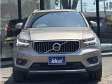 人気の《XC40 B4AWD INSCRIPTION》入荷しました!