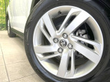 【純正16インチアルミホイール】外観にマッチした純正アルミホイールを装着しております。各種社外アルミホイールや、スタッドレスタイヤも取扱いしております。是非ご相談ください♪