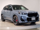 【BMWアロイホイル】軽量かつ強度に拘ったアロイホイル。走行性能ポテンシャルを引き出す設計。車の足元を引き締めてくれる大きなポイントはアロイホイルです。