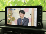テレビ番組を画面に表示できる機能を備えています。停車中の休憩時間に映像を楽しめるのがうれしいポイント。画面まわりのボタンから、表示や音量の操作もしやすい仕様です。