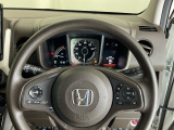 明るく、視認性に優れたメーターで安全運転や燃費管理、車両点検などに役に立つ機能があります ※一部の車種には該当しないものもございます