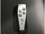 リモコンエンジンスターター付き!お出かけ前にエンジンをかけてエアコンをONにしておけば、夏でも冬でも快適に出発できますね♪
