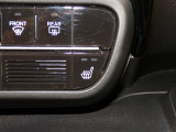 【シートヒーター】シートヒーター装備車です。寒い冬に乗車中とても暖かく快適に移動できます。冷え性の方にピッタリの装備です!