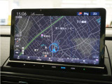 純正11.4インチHondaCONNECTナビ(LXM-264ZFLi)&バックカメラが装備されているので、普段の使い勝手もロングドライブも快適です。