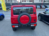 新車黒からフェラーリレッドブラックツートンNEWペイント登録済み未使用車お早めにお好きなパーツメーカでリフトUP&ボディカスタムお得に可能です是非ご相談ください