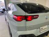 リアランプ 立体的な造形としてBMWらしい個性的なリアビューを明確化しました。