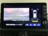 ガイド線表示付きのバックカメラです。後退時、後方の視界をサポートします