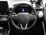 各操作スイッチなどもハンドルから手を放すことなく操作可能で安全運転に支援いたします!