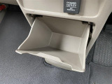 当店のお車をご覧いただきましてありがとうございます。お車についてのご質問やお見積りのご依頼、ご購入にあたってのご相談などは無料電話(0078-6002-312860)にお気軽にお問い合わせ下さい!