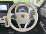 【ステアリングスイッチ】運転中、前方から目線をそらすことなく、オーディオ等の操作が可能な便利機能!安心&快適なドライブを演出してくれます♪