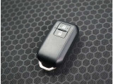 お車のご納車は待ち遠しいもの。1日でも早くご納車が出来るよう、整備拠点と販売店を結ぶ輸送ラインを確立しております。