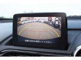 車庫入れ時は、バックカメラであんしんです。