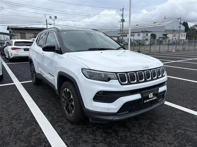 コンパス ロンジチュード 禁煙車 ワンオーナー 純正10インチナビ