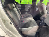 コンパクトカーですが、セカンドシートは十分な広さがあり快適にお乗りいただけます♪シートを倒して大きな荷物を積んだりと、用途の幅が広い1台です。