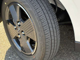 弊社で試乗車として使っていました。事故・修復暦はありませんし、内外装ともきれいな車両ですので安心してご検討頂ける1台です☆