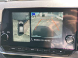 『上からマル見え!』スムーズな駐車と車両周辺の安全確認に役立つ、アラウンドビューモニターを搭載!