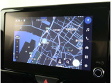 ディスプレイオーディオを装備。スマホとクルマをつなぐことで、これまでのナビに加えて、いろんなサービスが楽しめます。