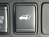 【パワーバックドア】スマートキーや運転席のボタンを押すだけでリアゲートが自動で開閉します!荷物を持っている時や、高い位置にあるバックドアを閉める際に便利な機能です♪