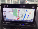 純正メモリーナビ(LXM-247VFLi)を装着しております。AM、FM、CD、DVD,音楽録音、Bluetooth、フルセグTVがご使用いただけます。初めて訪れた場所でも安心ですね!