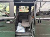 大きくドアが開くので乗り降りもスムーズに行えますよ♪